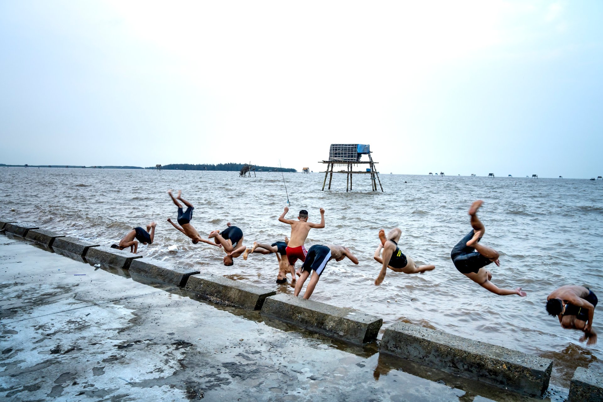 Is the weather in Vietnam warm in the middle of December?