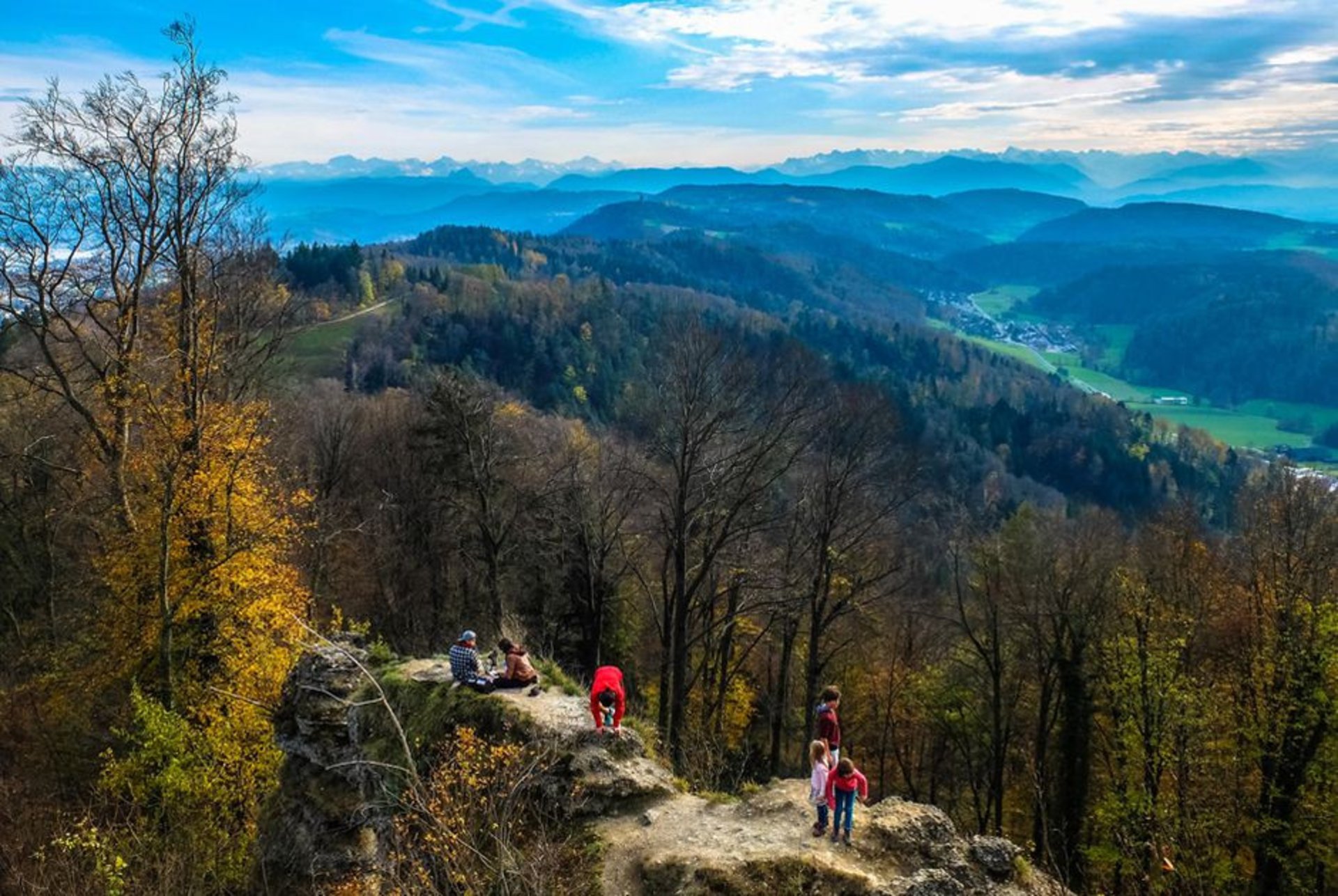 Chinh phục đỉnh núi núi Uetliberg