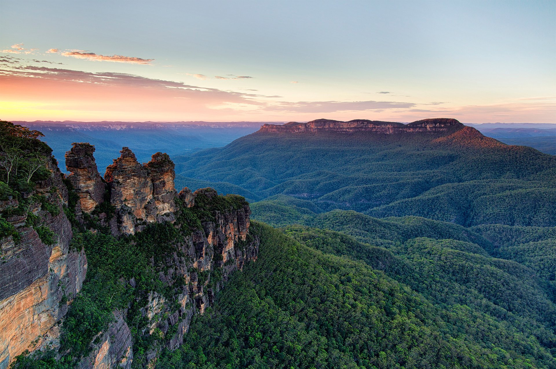 Blue Mountains: Breathtaking Nature