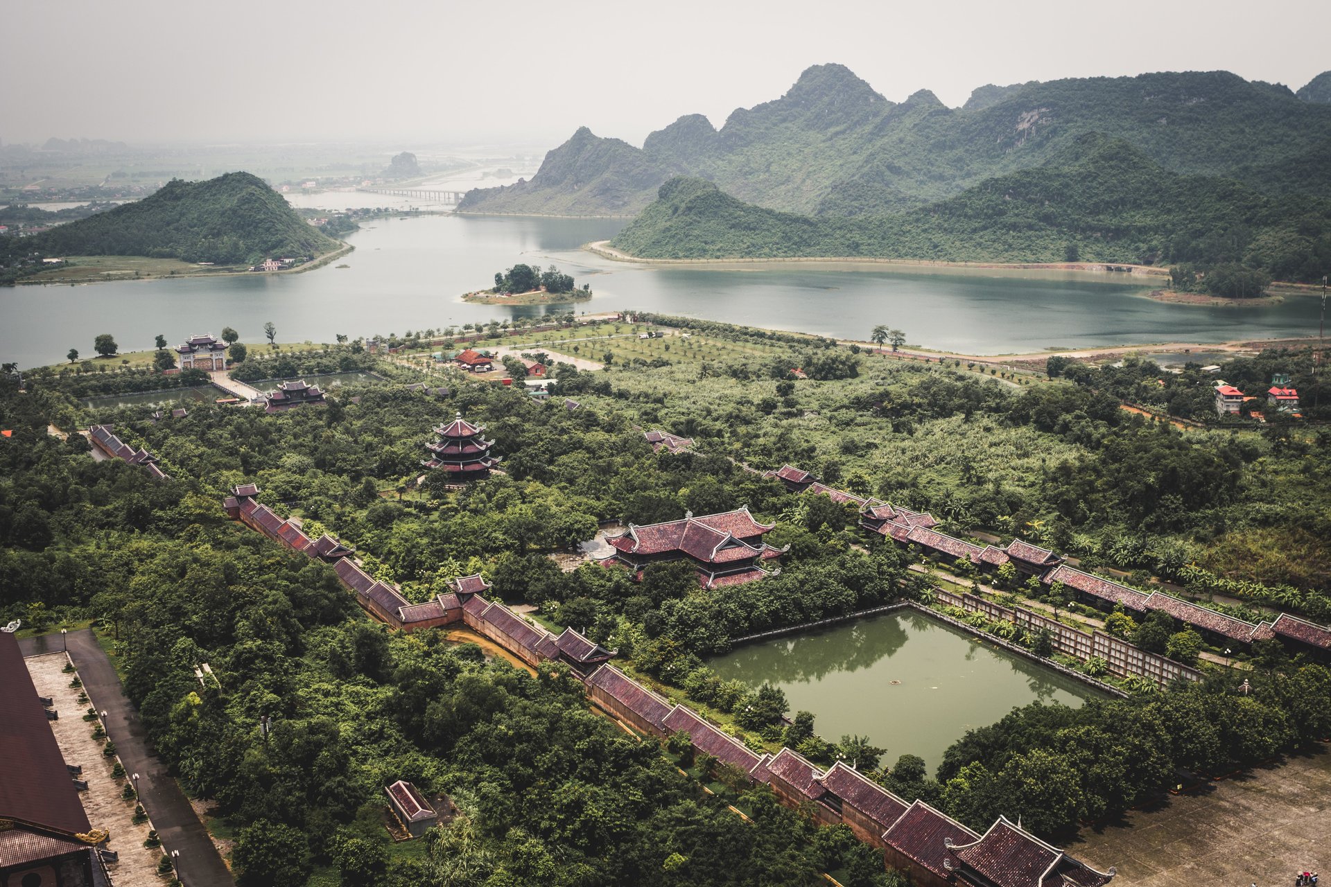 Spring pilgrimage in Bai Dinh Pagoda