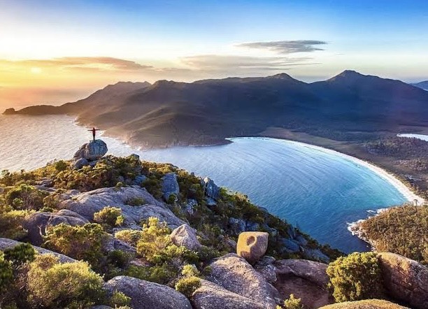 Private tour: Wineglass bay – Freycinet