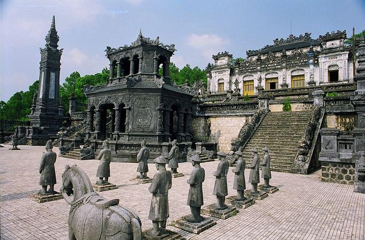 Hue city tour with private english speaking driver: see royal tombs and more