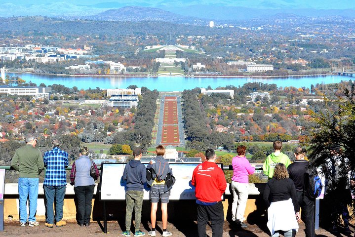 Highlights of Canberra Full Day Tour