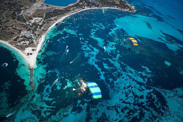 Rottnest Skydive + Perth Barrack St Ferry package