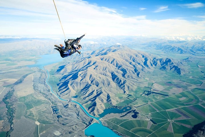 Skydive Mt. Cook - 45+ Seconds of Freefall from 13,000ft