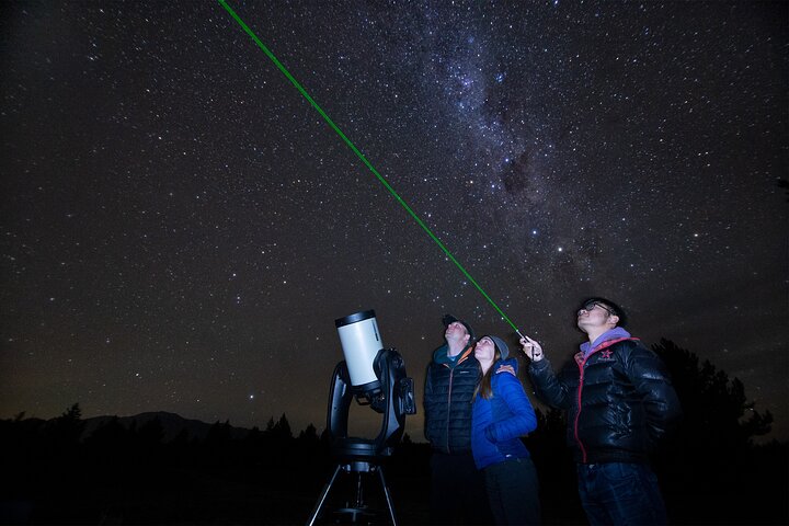 Chameleon Stargazing Shared Tour