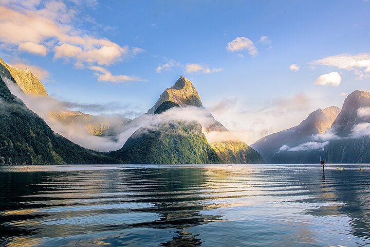 Premium Milford Sound Small Group Tour & Cruise from Queenstown 