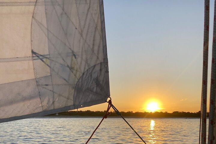 Sunset Sailing Cruise includes snacks & drinks