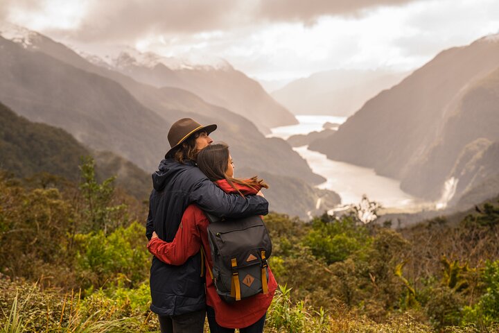 Doubtful Sound Wilderness Day Cruise from Manapouri