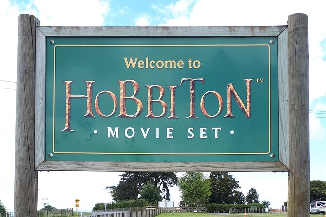 Hobbiton Transport & Tauranga Highlights Excursion from Tauranga