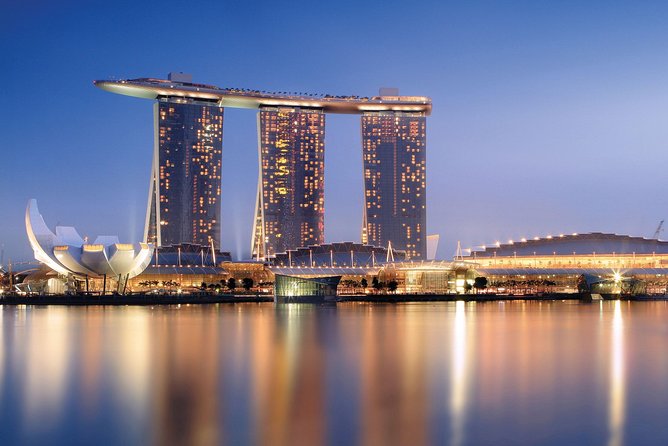 Glittering Singapore Night Out + Roundtrip Transfers