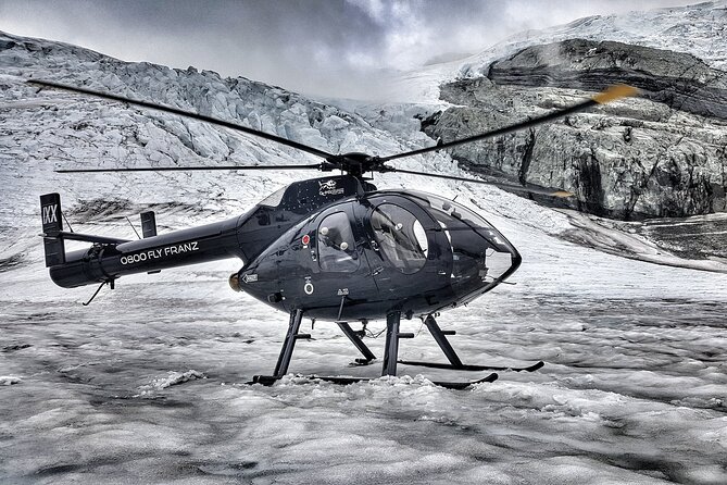 Mt Cook Supreme: 4 Glaciers with 2 Snow Landings - 60mins