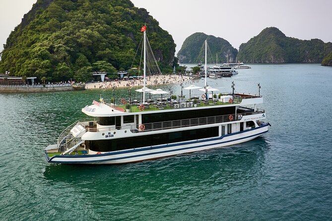 BEST SELLER - Halong 5 Star Day Cruise: Buffet, Wine & Jacuzzi